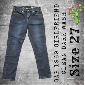 GAP 1969 Girlfriend Midrise Clean Dark Wash Denim Size 27